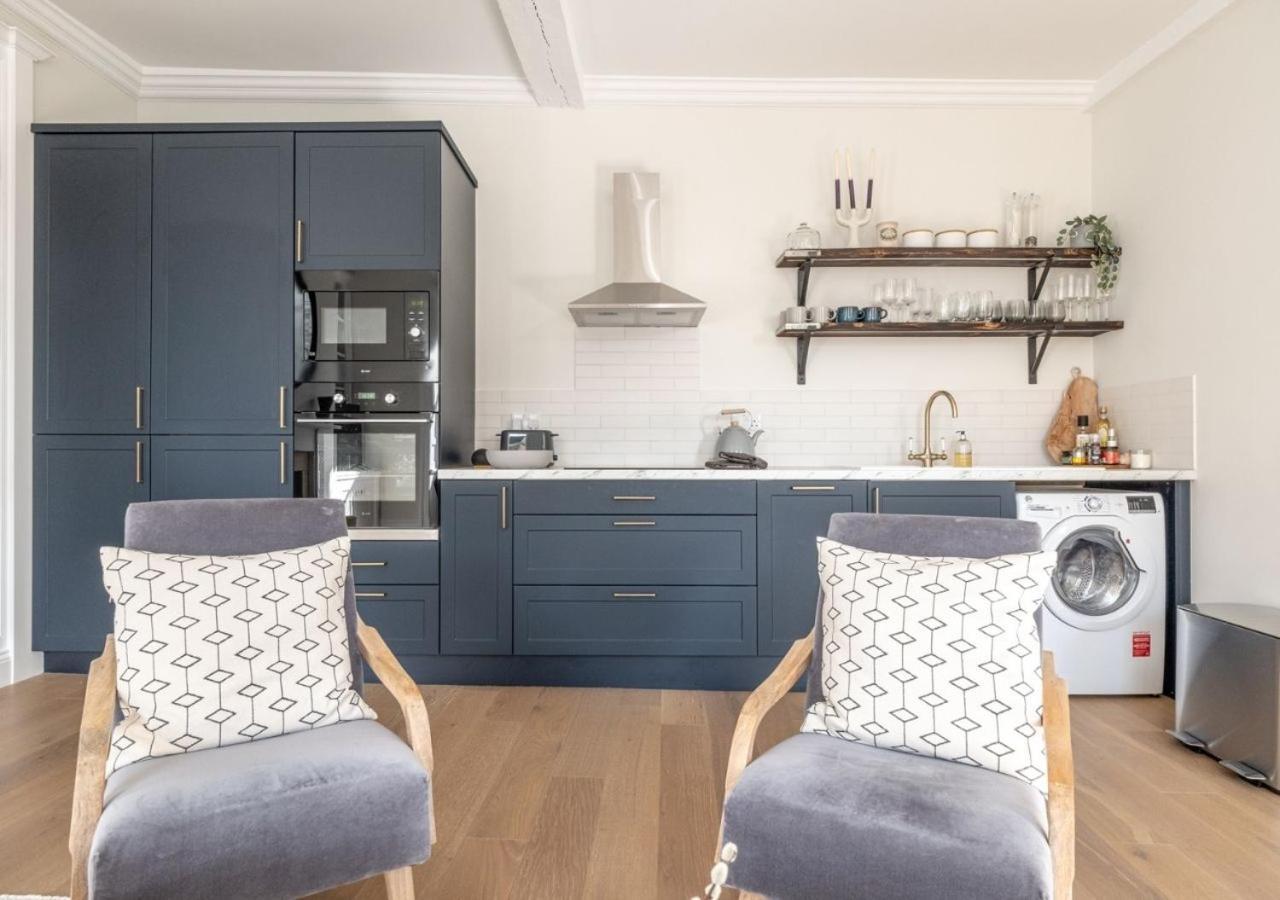Hitchmans Mews - Stunning 2Bd In Chipping Norton! 아파트 외부 사진